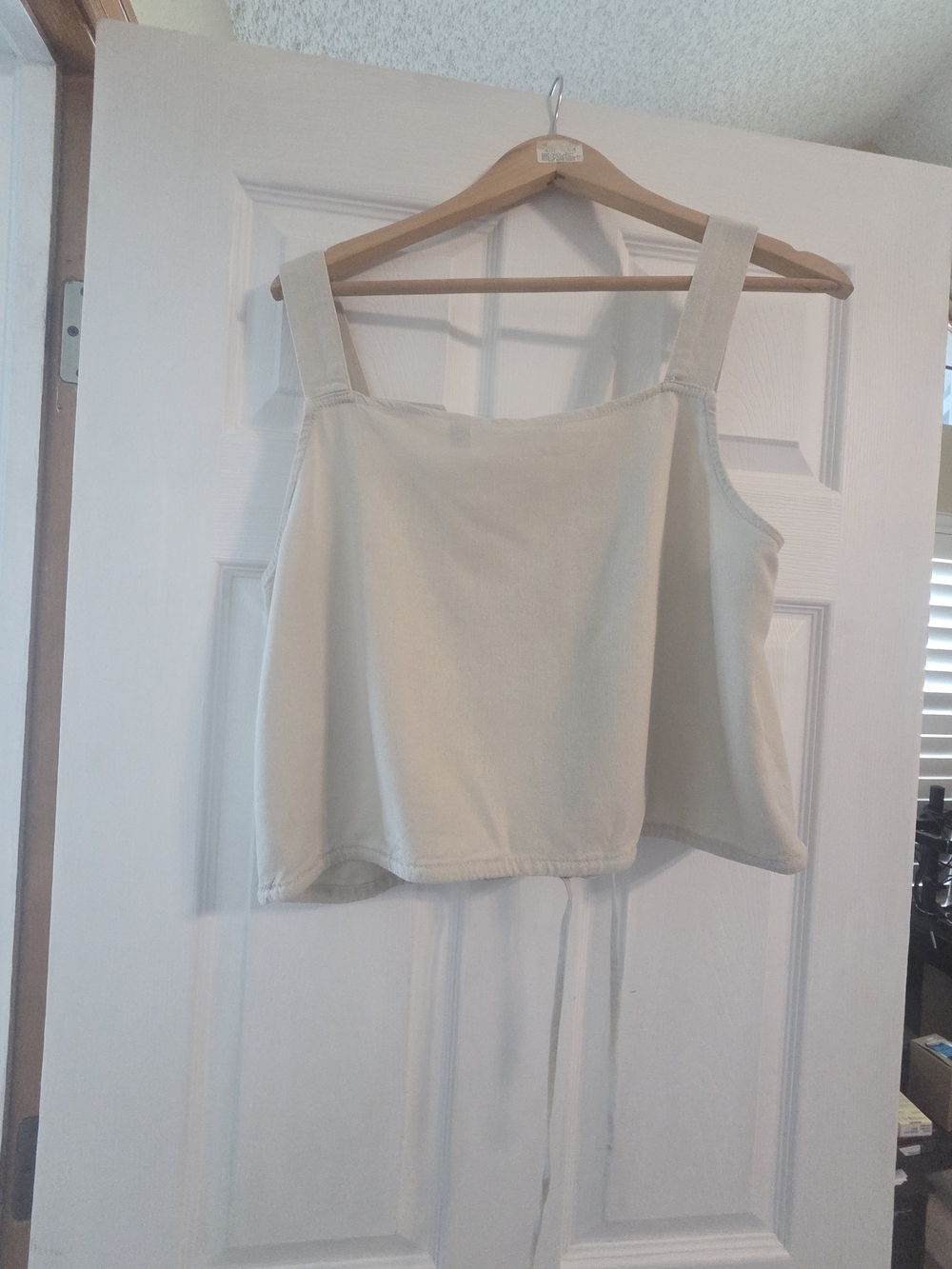 Vero Moda Cream Square-Neck Crop Top with Wide Straps